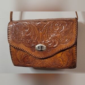 Cc - Vintage hand tooled brown cognac patina leather handbag